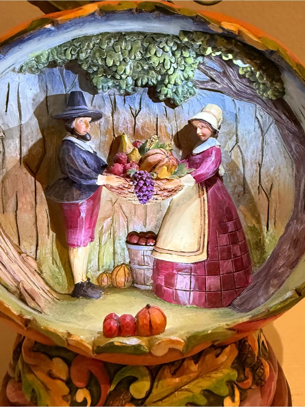 Jim Shore Blessings of the Harvest Thanksgiving Pumpkin Pilgrim Light up Diorama